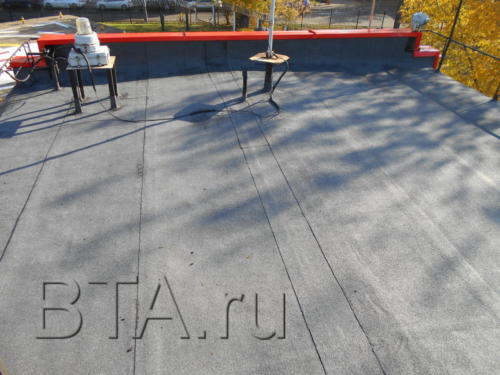 Санитарная авиация: вертолетные площадки. Крыша покрыта рулонным материалом